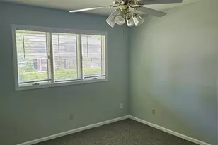 1831 J Julian Ln, Charlotte, NC 28208 - Photo 2