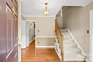 7201 Hopeton Rd, Charlotte, NC 28210 - Photo 6