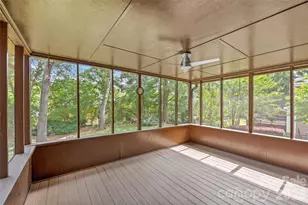 7201 Hopeton Rd, Charlotte, NC 28210 - Photo 22
