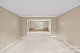 7201 Hopeton Rd, Charlotte, NC 28210 - Photo 10