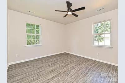 817 Wainwright Avenue, Charlotte, NC 28206 - Photo 14