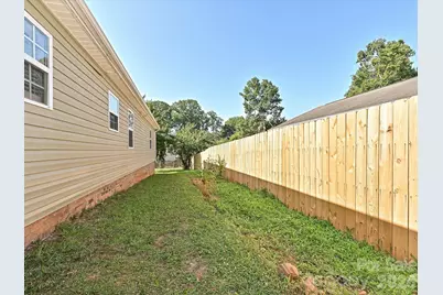 817 Wainwright Avenue, Charlotte, NC 28206 - Photo 24