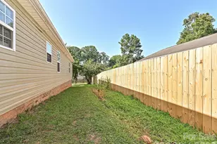 817 Wainwright Ave, Charlotte, NC 28206 - Photo 24