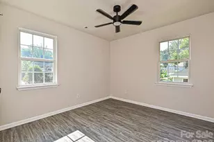 817 Wainwright Ave, Charlotte, NC 28206 - Photo 18