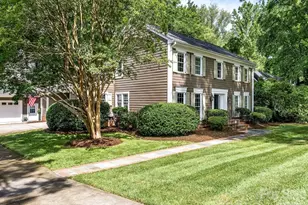 2901 Valencia Terrace, Charlotte, NC 28211 - Photo 2