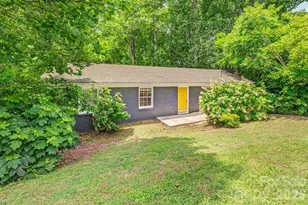364 Pearson Dr, Asheville, NC 28801 - Photo 1