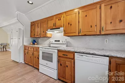 21021 Entrada Drive, Cornelius, NC 28031 - Photo 10