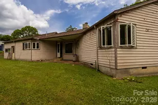 115 Church St, Burnsville, NC 28714 - Photo 6