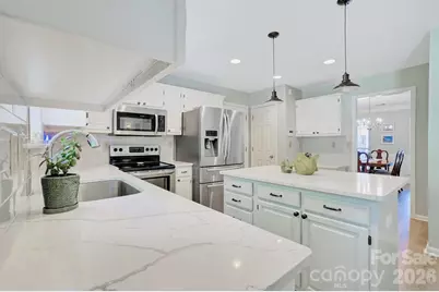 2908 Pinewood Hill Drive, Matthews, NC 28105 - Photo 8