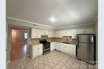 11016 Hunter Trail Lane, Charlotte, NC 28226 - Photo 4