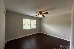 11016 Hunter Trail Ln, Charlotte, NC 28226 - Photo 8