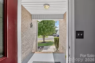 1590 Mayfair Dr, Conover, NC 28613 - Photo 6