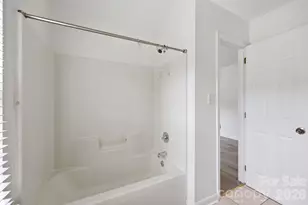 5423 Starflower Dr, Charlotte, NC 28215 - Photo 26