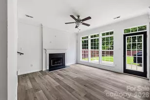5423 Starflower Dr, Charlotte, NC 28215 - Photo 8