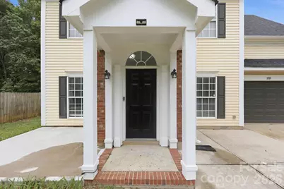5423 Starflower Drive, Charlotte, NC 28215 - Photo 2