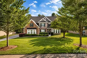2412 Hamlet Ct, Matthews, NC 28105 - Photo 2