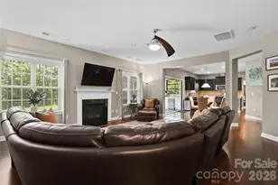2412 Hamlet Ct, Matthews, NC 28105 - Photo 18