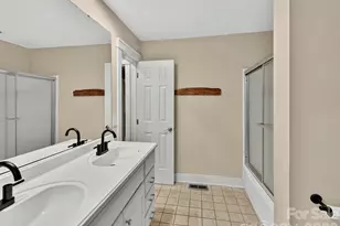 232 S Clarkson St, Charlotte, NC 28202 - Photo 16