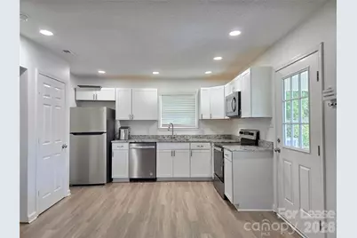 217 Foxwood Drive, Maiden, NC 28650 - Photo 2