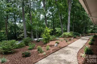 24 Amherst Road, Biltmore Forest, NC 28803 - Photo 2