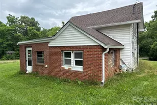 102 Ransom Rd, Clyde, NC 28721 - Photo 2
