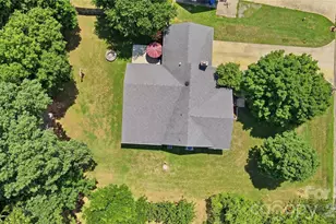 5542 Randolph Rd, Kannapolis, NC 28081 - Photo 2