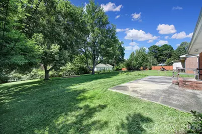 4301 Briarhill Drive, Charlotte, NC 28215 - Photo 12