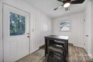 4301 Briarhill Dr, Charlotte, NC 28215 - Photo 28