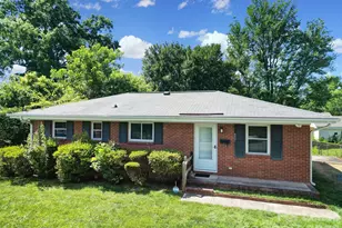 4301 Briarhill Dr, Charlotte, NC 28215 - Photo 4