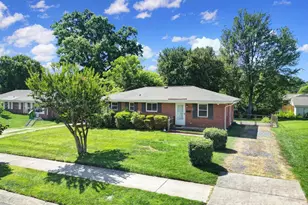 4301 Briarhill Dr, Charlotte, NC 28215 - Photo 1