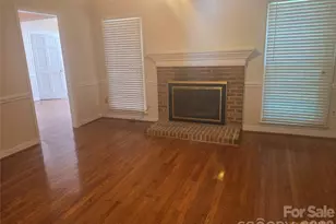 7513 Red Oak Ln, Charlotte, NC 28226 - Photo 8