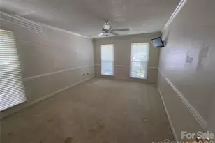 7513 Red Oak Ln, Charlotte, NC 28226 - Photo 10