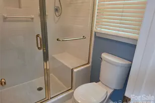 7513 Red Oak Ln, Charlotte, NC 28226 - Photo 12