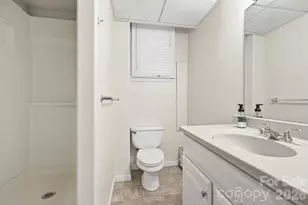 23 Warwick Pl, Asheville, NC 28804 - Photo 38