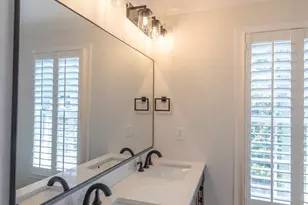 9323 Bonnie Briar Cir, Charlotte, NC 28277 - Photo 32