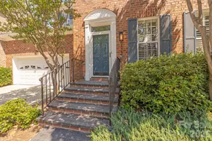 9323 Bonnie Briar Cir, Charlotte, NC 28277 - Photo 2