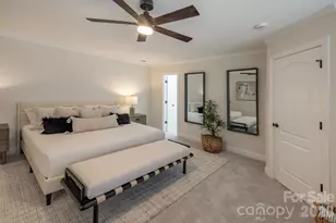 9323 Bonnie Briar Cir, Charlotte, NC 28277 - Photo 26