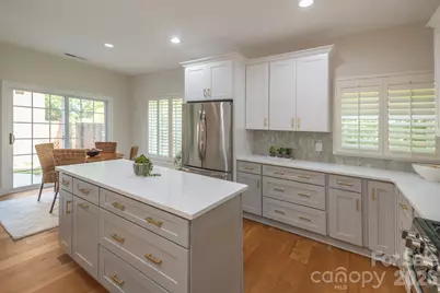 9323 Bonnie Briar Circle, Charlotte, NC 28277 - Photo 6