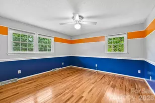 8417 Rolling Hills Ave, Hickory, NC 28602 - Photo 12