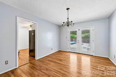 8417 Rolling Hills Avenue, Hickory, NC 28602 - Photo 8