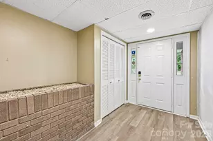 8417 Rolling Hills Ave, Hickory, NC 28602 - Photo 4