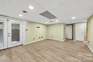 8417 Rolling Hills Ave, Hickory, NC 28602 - Photo 28