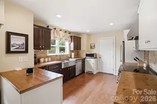 276 Four Diamond Dr, Seven Devils, NC 28604 - Photo 16