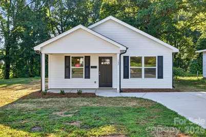 157 Third Street E, Gaffney, SC 29340 - Photo 1