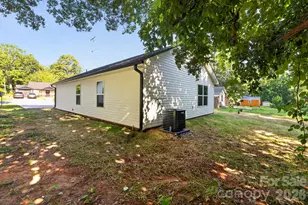 157 Third Street E, Gaffney, SC 29340 - Photo 6