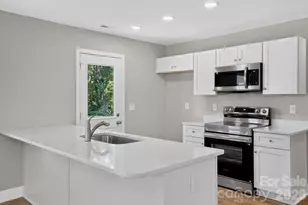 157 Third Street E, Gaffney, SC 29340 - Photo 10