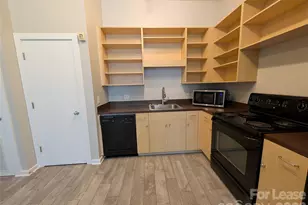 1020 E 36th St, Charlotte, NC 28205 - Photo 6