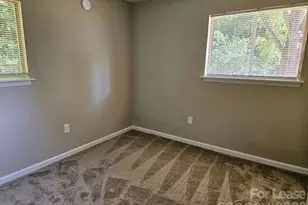 6815 Water Mill Ct, Charlotte, NC 28215 - Photo 10