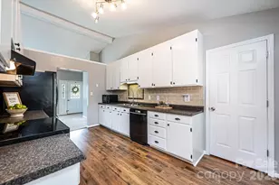 4158 Arrowhead Dr NE, Hickory, NC 28601 - Photo 18