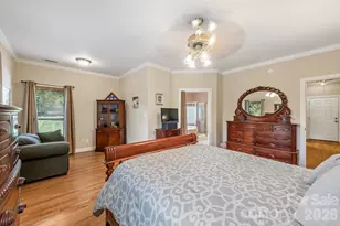 7032 Kidwelly Ln, Matthews, NC 28104 - Photo 30